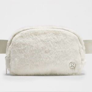 NWT lululemon athletica Cream Fleece Crossbody Bag
